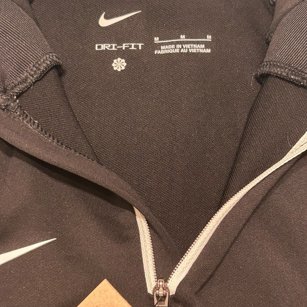NIKE DRI-FIT STRIKE WOMEN'S SOCCER DRILL TOP SIZE MEDIUM NWT - Picture 10 of 11